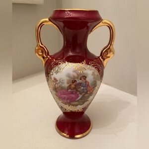 Vintage La Reine Limoges Porcelain Fragonard Vase Made in France